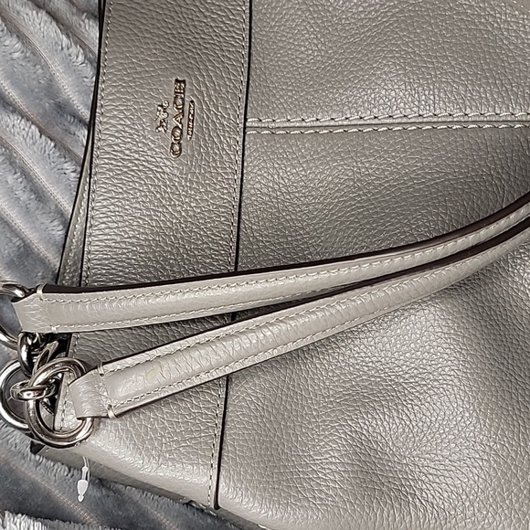 COACH F28997 Lexy Shoulder Bag - Picture 4 of 13